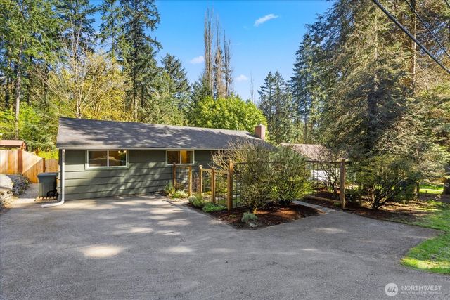 3008 NE 178th Street, Lake Forest Park, WA 98155