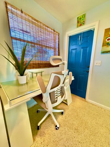 2401 Avenue Q, West Palm Beach, FL 33404