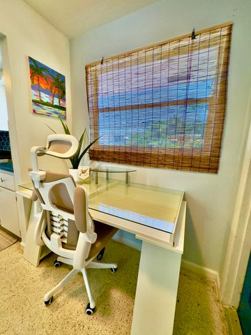 2401 Avenue Q, West Palm Beach, FL 33404