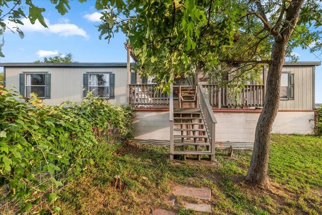 147 Royal Pines DR, Bastrop, TX 78602
