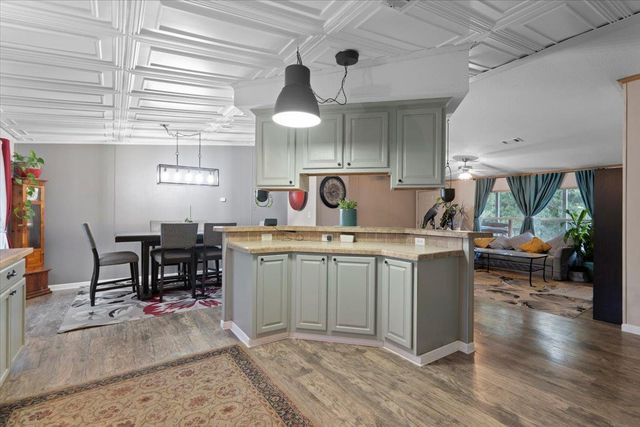 147 Royal Pines DR, Bastrop, TX 78602