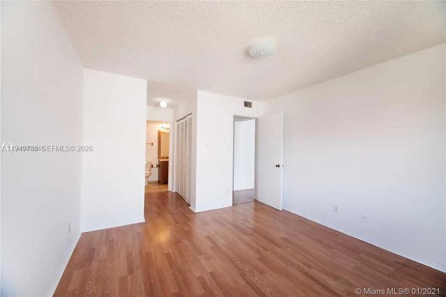 10521 SW 157th Pl 303, Miami, FL 33196