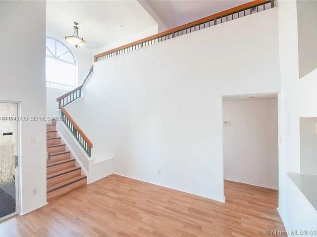 10521 SW 157th Pl 303, Miami, FL 33196