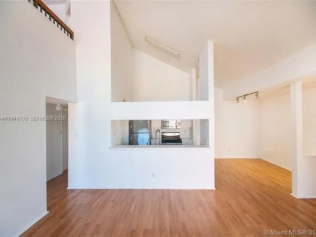 10521 SW 157th Pl 303, Miami, FL 33196