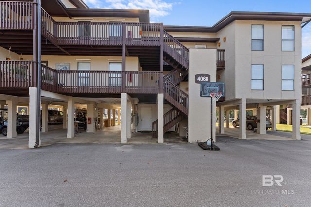 4068 Spinnaker Drive 202, Gulf Shores, AL 36542