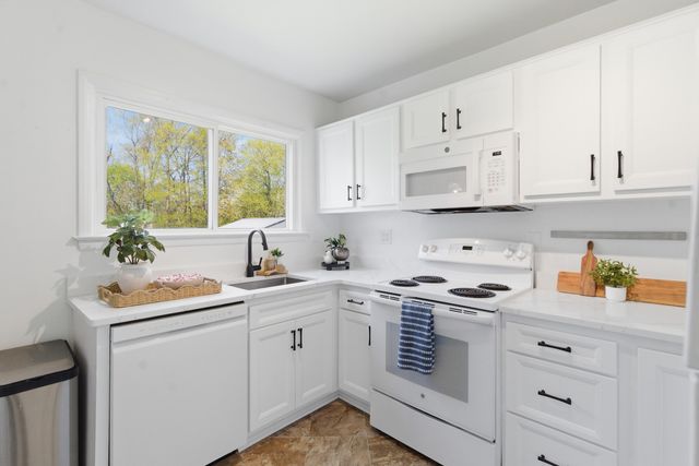 3109 Courtlandt Avenue, Kalamazoo, MI 49004