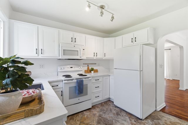 3109 Courtlandt Avenue, Kalamazoo, MI 49004