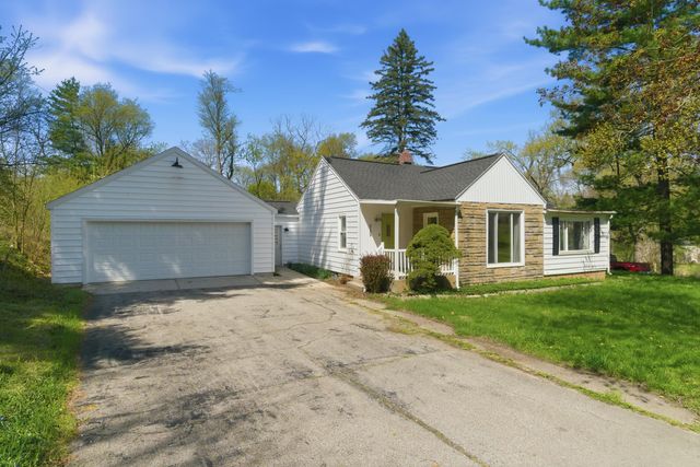 3109 Courtlandt Avenue, Kalamazoo, MI 49004