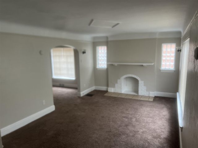 15858 Sussex Street, Detroit, MI 48227