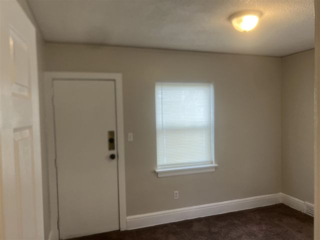 15858 Sussex Street, Detroit, MI 48227