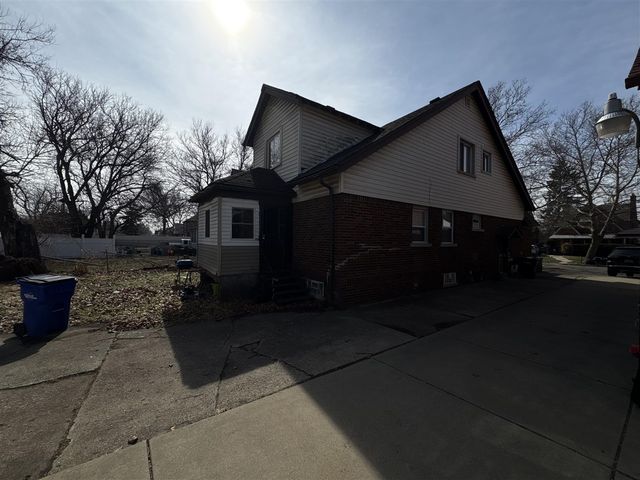 15858 Sussex Street, Detroit, MI 48227