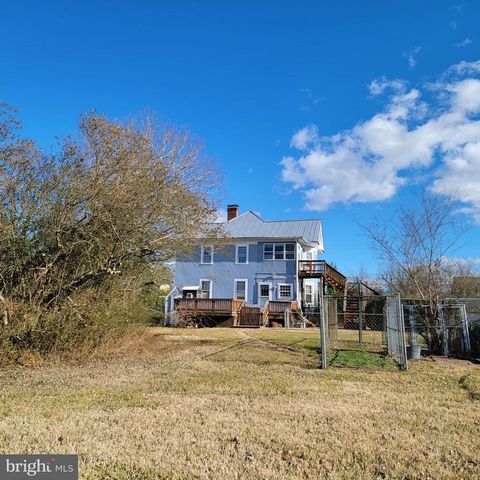 4102 RECTORTOWN RD, Marshall, VA 20115