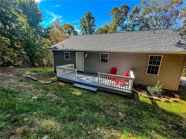 102 Putnam Road, Cleveland, GA 30528