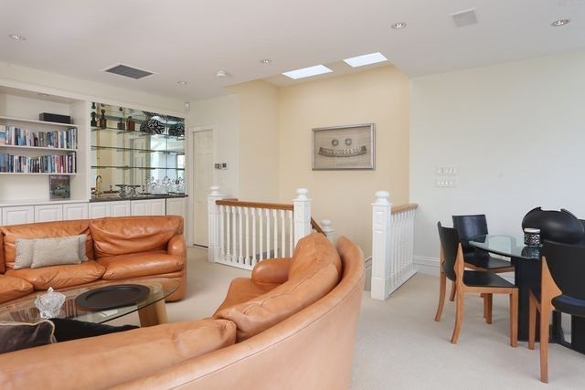 412 Beacon Street 9, Boston, MA 02115
