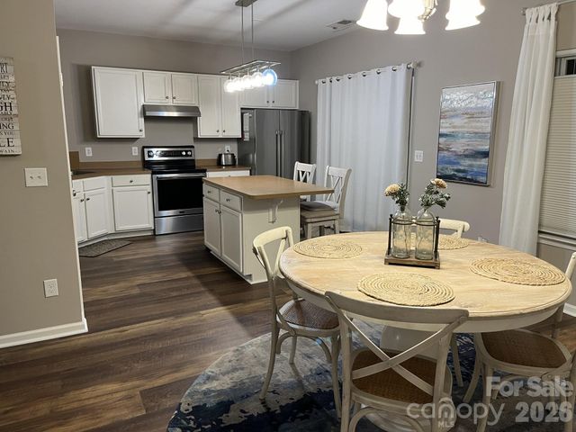 12050 Stratfield Place Circle, Pineville, NC 28134