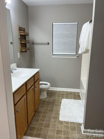 12050 Stratfield Place Circle, Pineville, NC 28134