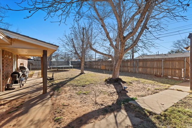 1007 S Howell Street, Brownfield, TX 79316