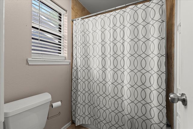 1007 S Howell Street, Brownfield, TX 79316