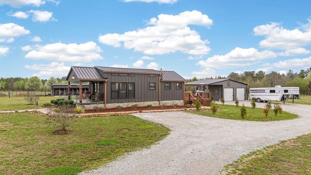 1765 Sugartree Springs Rd, Belvidere, TN 37306