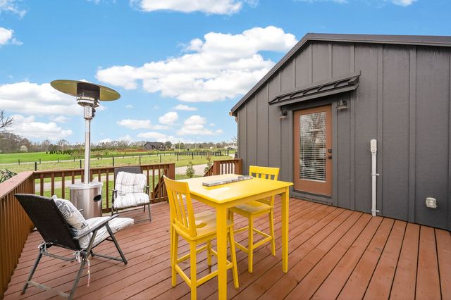 1765 Sugartree Springs Rd, Belvidere, TN 37306