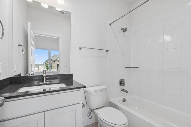 225 Coleto TRL, Bastrop, TX 78602