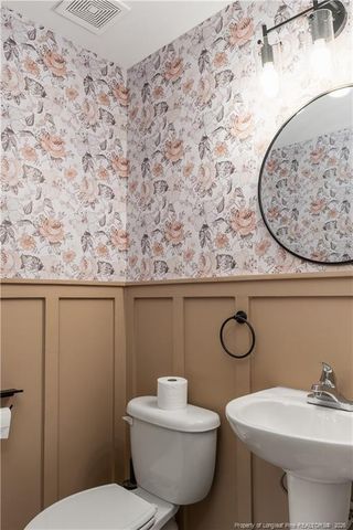 214 Taylor's Creek Way, Godwin, NC 28344