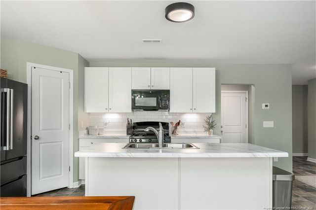 214 Taylor's Creek Way, Godwin, NC 28344