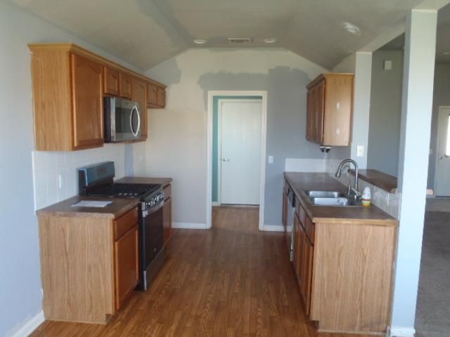 360 Atlantis, Kyle, TX 78640