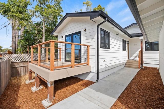 612 Sunset Drive, Pacific Grove, CA 93950