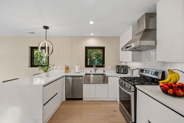 612 Sunset Drive, Pacific Grove, CA 93950