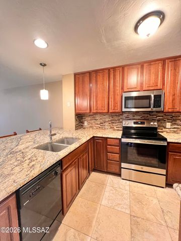 5675 N Camino Esplendora Apt 5129, Tucson, AZ 85718