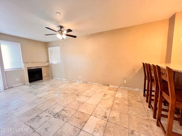 5675 N Camino Esplendora Apt 5129, Tucson, AZ 85718