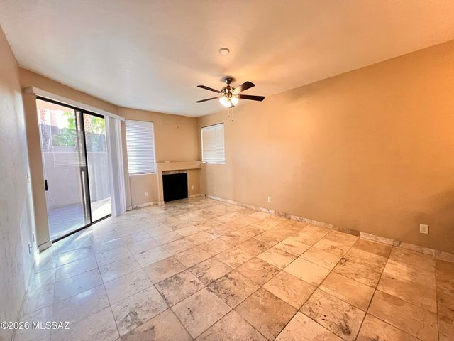 5675 N Camino Esplendora Apt 5129, Tucson, AZ 85718