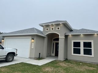 2705 Quebec Dr, Corpus Christi, TX 78414