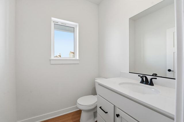 712 Plainside Avenue, Norwalk, IA 50211