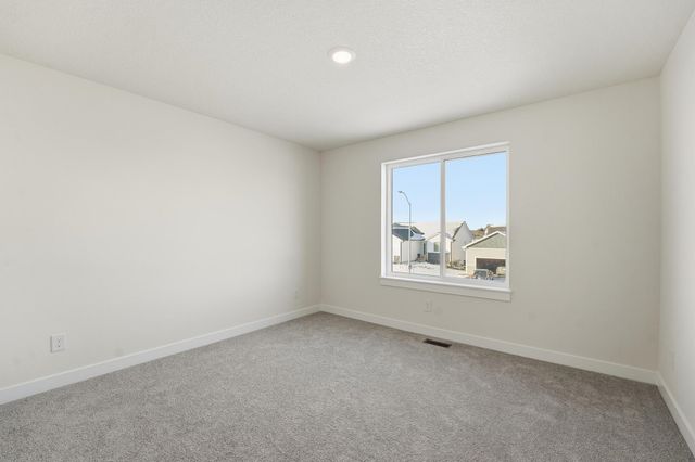 712 Plainside Avenue, Norwalk, IA 50211