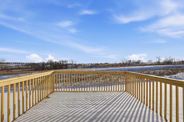 712 Plainside Avenue, Norwalk, IA 50211