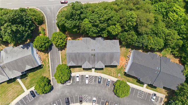 903 Hanahan Court 2A, Greensboro, NC 27409