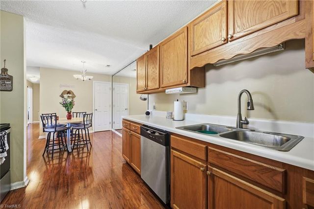 903 Hanahan Court 2A, Greensboro, NC 27409