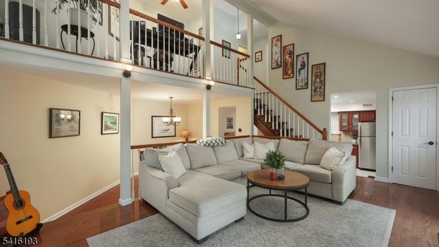 118 Bluebird Dr 4A, Hillsborough Twp., NJ 08844