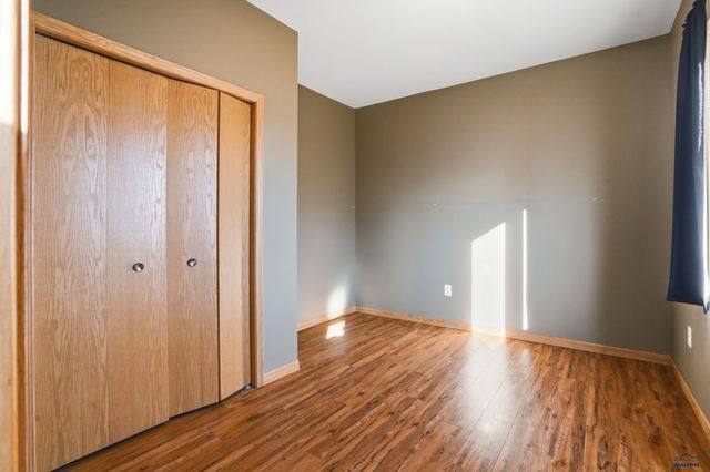 2925 ORCHARD LN, Rapid City, SD 57703