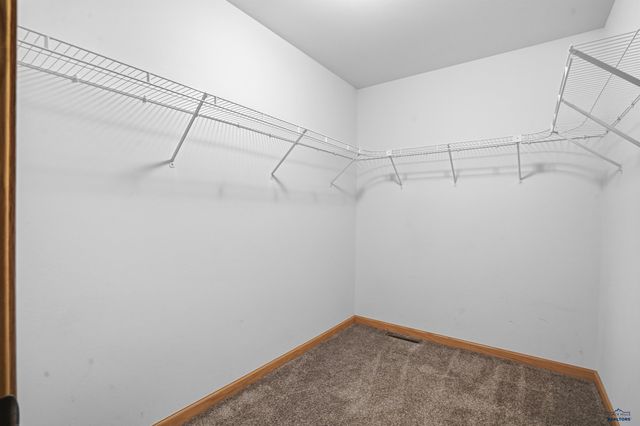 2925 ORCHARD LN, Rapid City, SD 57703