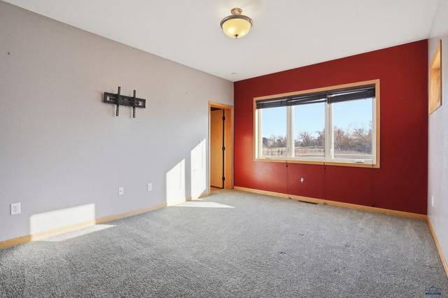 2925 ORCHARD LN, Rapid City, SD 57703