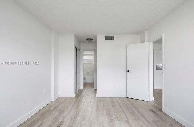 14140 SW 84th St 104-H, Miami, FL 33183