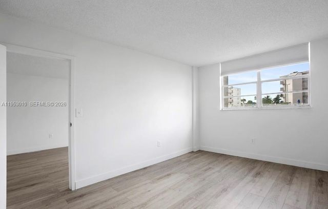 14140 SW 84th St 104-H, Miami, FL 33183