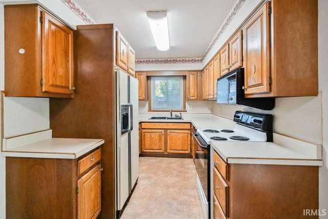 1023 LINDA Drive, Kokomo, IN 46902