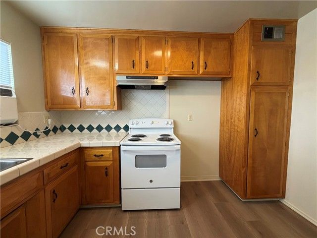 2733 Via Paseo 6, Montebello, CA 90640