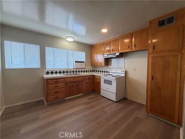2733 Via Paseo 6, Montebello, CA 90640