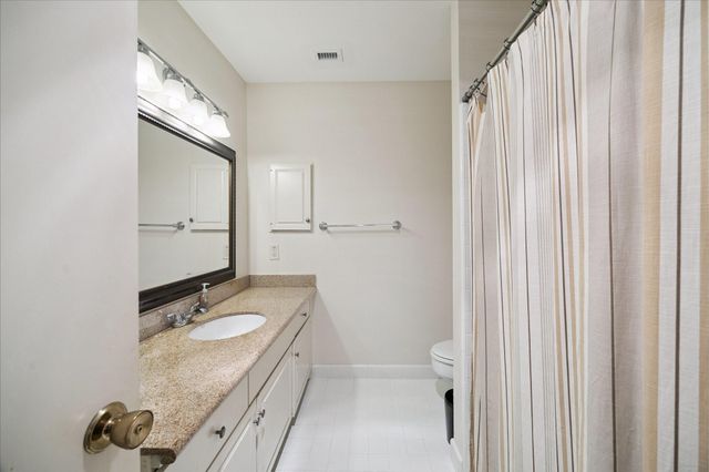 5826 Doliver Drive 55, Houston, TX 77057