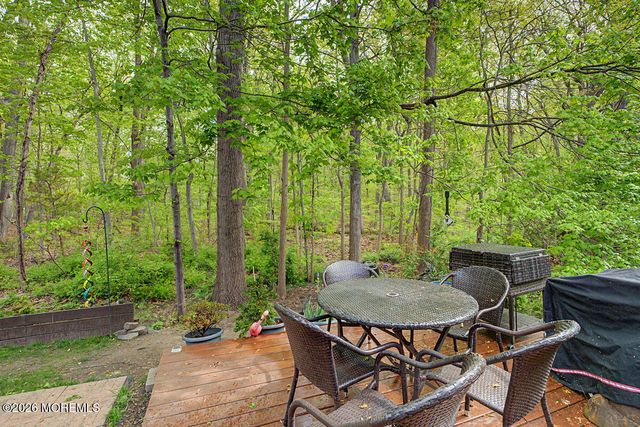 73 Letts Court 164, Matawan, NJ 07747